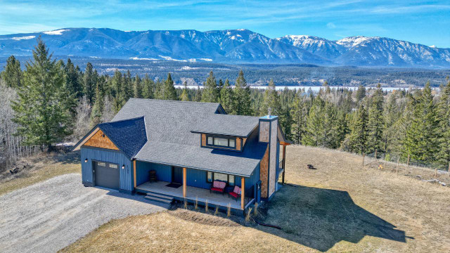 1795 TAYNTON ROAD Windermere, British Columbia in Houses for Sale in Cranbrook
