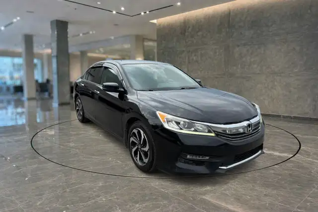 2017 Honda Accord Sedan SE