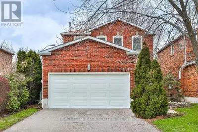 Legal Basement, Location, comfort, and convenience all in one place! Prime Location: Situated in the...