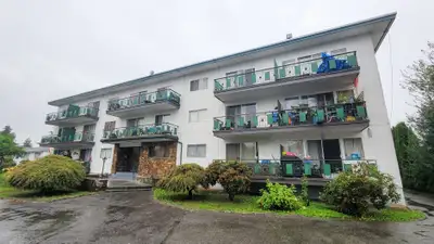 Mainstreet on Yale Apartments is professionally managed by Mainstreet Equity Mainstreet on Yale Apar...