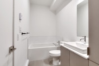 Condo rental apartment for rent-logement locatif-2 chambres/bedrooms-4.5-4 1/2-2cc-Plateau-Mont-Roya... (image 8)