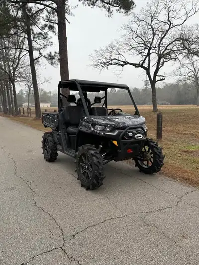 APPLY NOW: https://www.ridecollective.ca/get-pre-approved 2023 CAN-AM DEFENDER HD10 XMR • Rotax HD10...