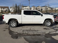 Crowfoot Hyundai, AMVIC Licensed Dealer Mileage: 49,578 km Accident History: No accidents Get the jo... (image 3)