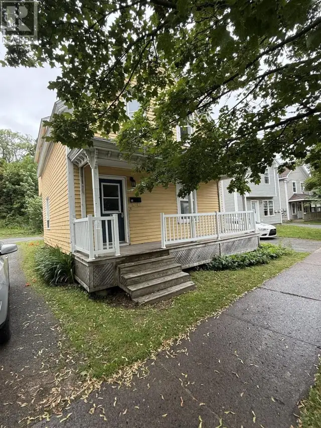 HAWTHORNE STREET, ANTIGONISH, N.S. Antigonish, Nova Scotia in Houses for Sale in New Glasgow - Image 2