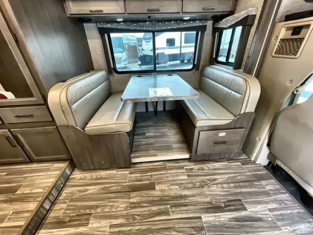 2023 Thor Motor Coach Four Winds 24F in RVs & Motorhomes in Kamloops - Image 34