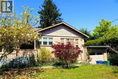 Charming post-war home (circa 1947) in Nanaimo’s sought-after Brechin neighbourhood, just one block...