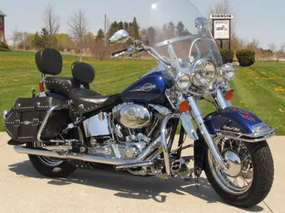 - 103 - 19,000 miles - $12,000 in Performance and Options This Beautiful 2006 Heritage Softail Class...