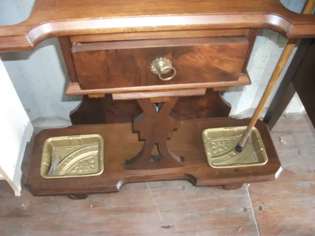 Antique Burl Walnut Hall Rack & Umbrella Stand in Arts & Collectibles in Belleville - Image 5