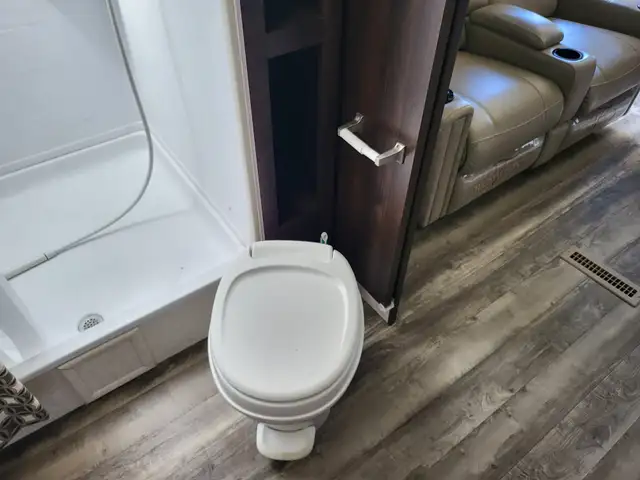 2019 Jayco JAY FLIGHT 235 RKS in Travel Trailers & Campers in St. Albert - Image 31
