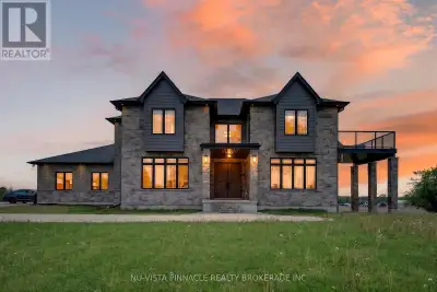 Rare opportunity to own an exceptional aprox. 50-acre country estate featuring a stunning 4,041 sq....
