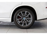 2022 BMW X5 xDrive45e 3.0L I6 AWD 8-Speed Automatic Sport EXTERIOR - MINERAL WHITE METALLIC INTERIOR... (image 7)