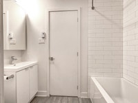 Logement locatif apartment for rent, 1cc 3 1/2, 1 bedroom/chambre, Griffintown-Canal Lachine, Centre... (image 8)