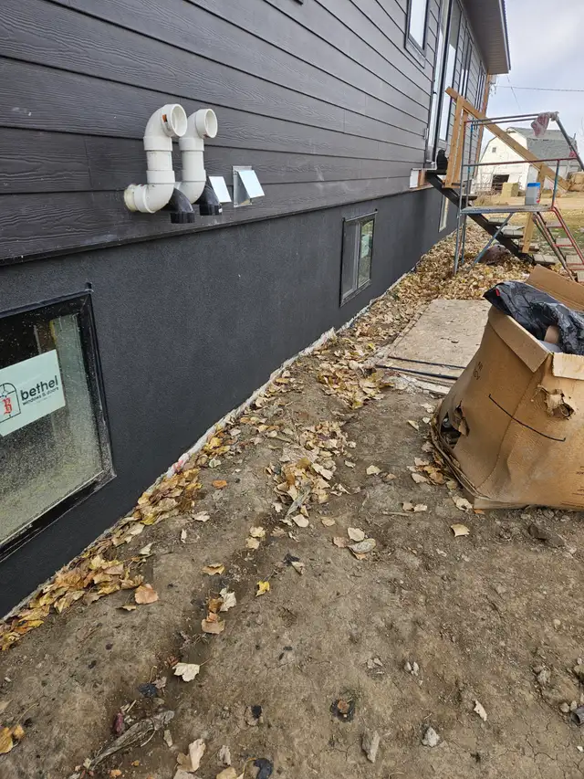 Offering Premium Exterior/Interior finish. in Other in Lethbridge - Image 4