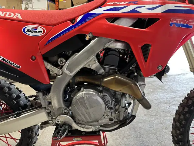 2022 Honda CRF 450R in Dirt Bikes & Motocross in Ottawa - Image 6
