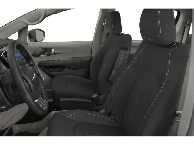 2027 Chrysler Grand Caravan SXT in Cars & Trucks in Markham / York Region - Image 24