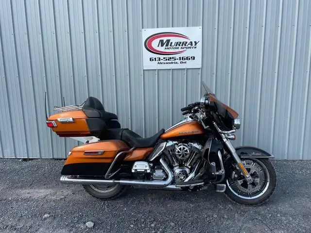 2014 Harley-Davidson FLHTK - Electra Glide Ultra Limited in Sport Touring in Ottawa - Image 2