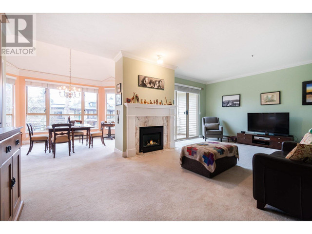 304 3766 W 7TH AVENUE Vancouver, British Columbia in Condos for Sale in Vancouver - Image 2