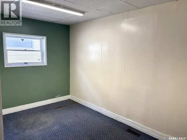 148 3rd AVENUE E Melville, Saskatchewan in Commercial & Office Space for Sale in Regina - Image 8