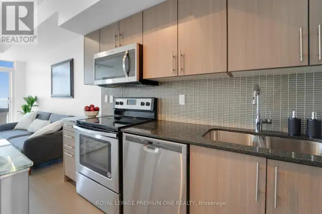 1510 - 55 SPEERS ROAD Oakville (QE Queen Elizabeth), Ontario62863787644034123
