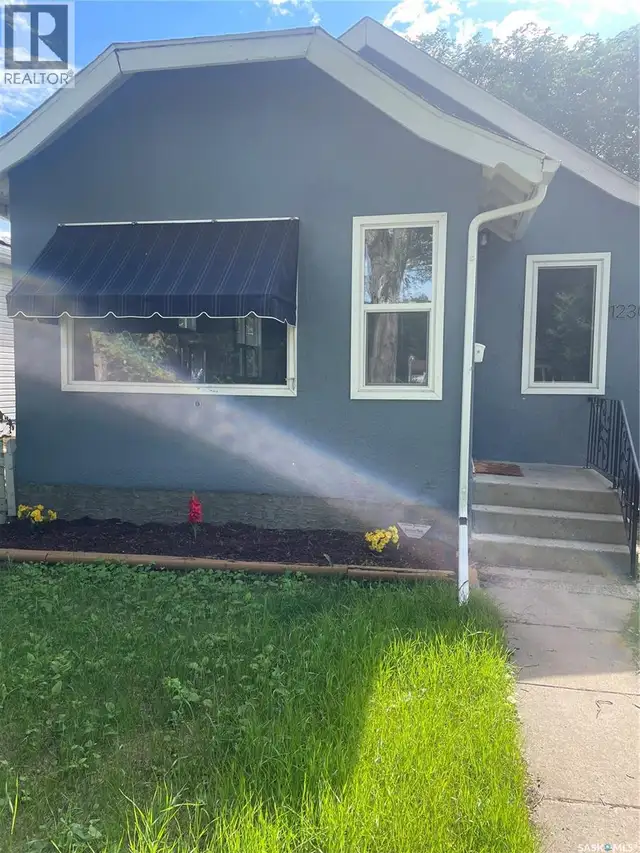 1230 E AVENUE N Saskatoon, Saskatchewan in Houses for Sale in Saskatoon - Image 38