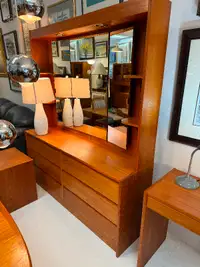 Vintage teak Dresser mirror sideboard chest of drawers