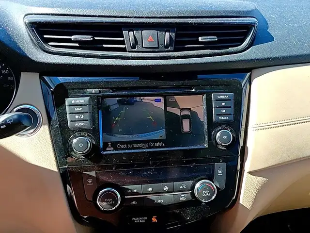 2020 Nissan Rogue SL in Cars & Trucks in Markham / York Region - Image 12