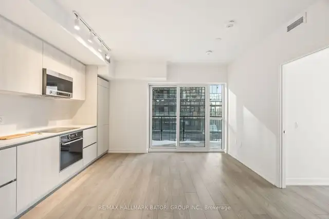 1BR & 2BR Brand New Condo units available at Yonge & Eglinton !! in Long Term Rentals in City of Toronto - Image 4