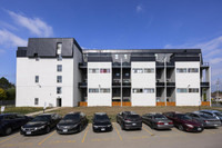 Virtual Open House: View our units by clicking the virtual tour link, schedule a video tour or make... (image 5)