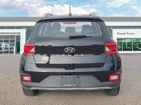 Discover the spirited efficiency and advanced features of this 2023 Hyundai Venue Ultimate, designed... (image 3)