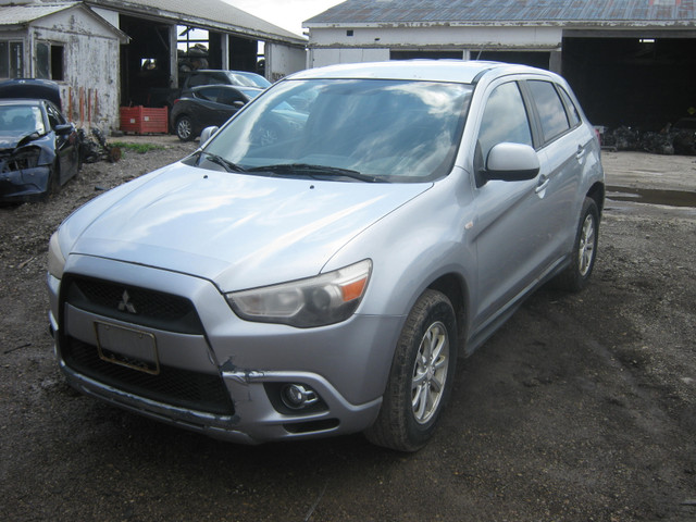 !!!!NOW OUT FOR PARTS !!!!!!WS008921 2011 MITSUBISHI RVR in Auto Body Parts in Woodstock