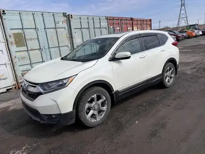 2017 Honda CR-V EX 1.5L Turbocharged Odometer is 36323 kilometers below market average! ALL MAINTENA...