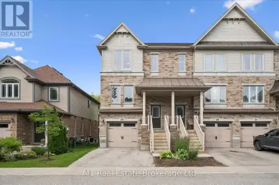 Welcome to this beautifully maintained executive condo townhome in Guelph's highly desirable Natura...