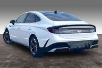 2.5 L 4 Cyl Engine Vehicle Options: Lane Control, Apple Or Android Auto, Rear Back Up Camera, Touch... (image 8)