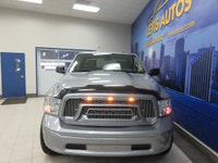 RAM 1500 2023 CLASSIC SLT V-8 5.7 LITRES HÉMI CREW-CAB BOITE 5.7 PIEDS 4X4 / PNEUS 35 POUCES NEUF HO... (image 3)