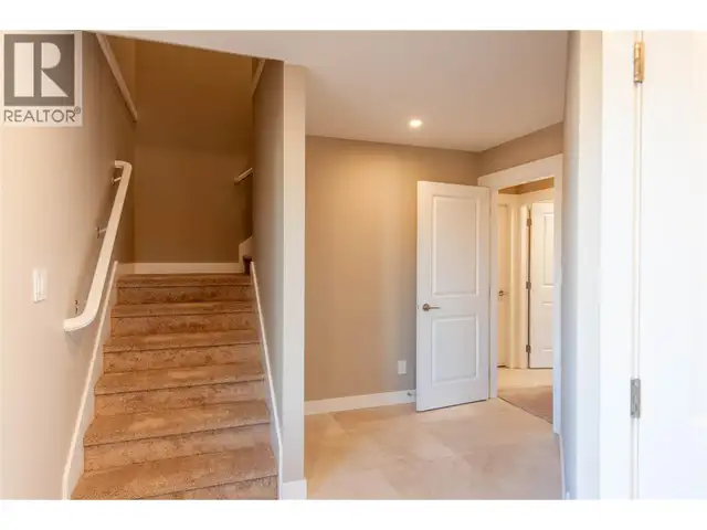435 Poplar Drive Logan Lake, British Columbia in Houses for Sale in Williams Lake - Image 11