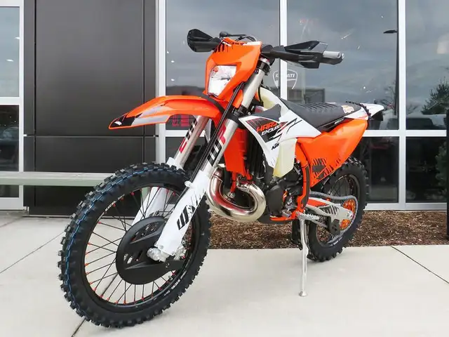 2026 KTM 300 XC-W Hardenduro in Dirt Bikes & Motocross in Cambridge - Image 3