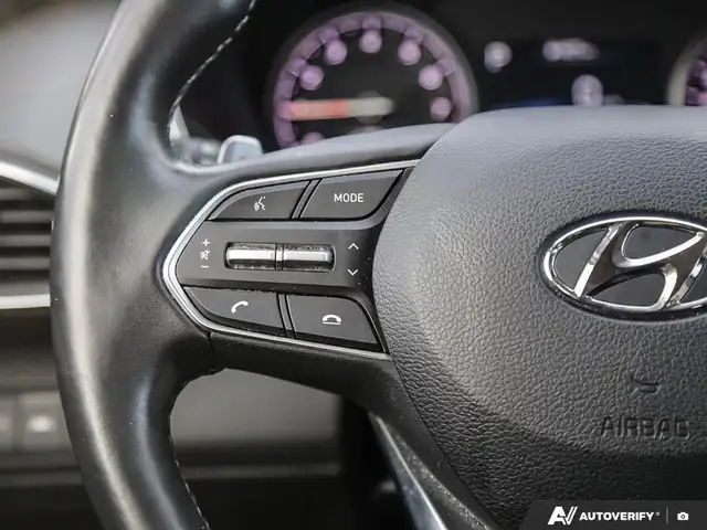2023 Hyundai Santa Fe Preferred w/Trend Package Low Km | Leat...5905358261118668817