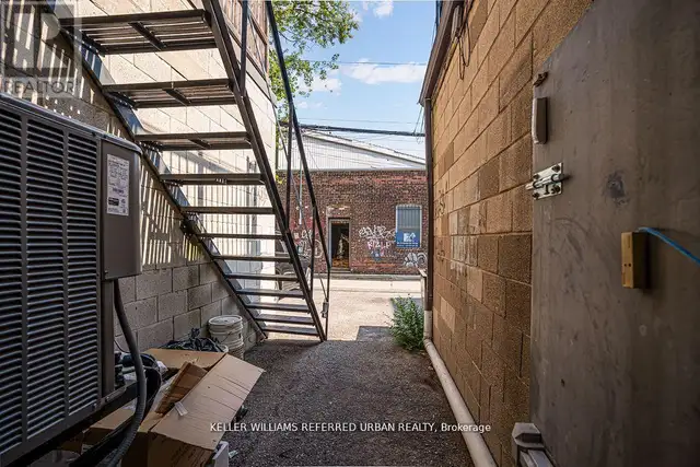 499 DANFORTH AVENUE Toronto (North Riverdale), Ontario in Commercial & Office Space for Rent in City of Toronto - Image 14