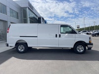 AMVIC Licensed Dealer The 2025 Chevrolet Express Cargo Van is a purpose-built, highly capable workho... (image 9)