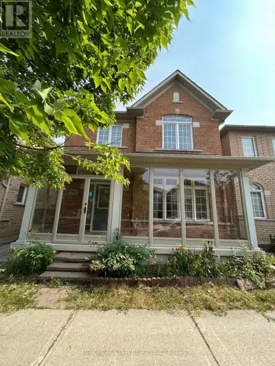 Beautiful spacious main floor and second floor available in the Heart of Markham's Cornell community...