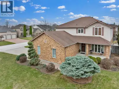 Enjoy prestigious living in the quiet and serene neighbourhood of Orchard Park! This immaculate two-...