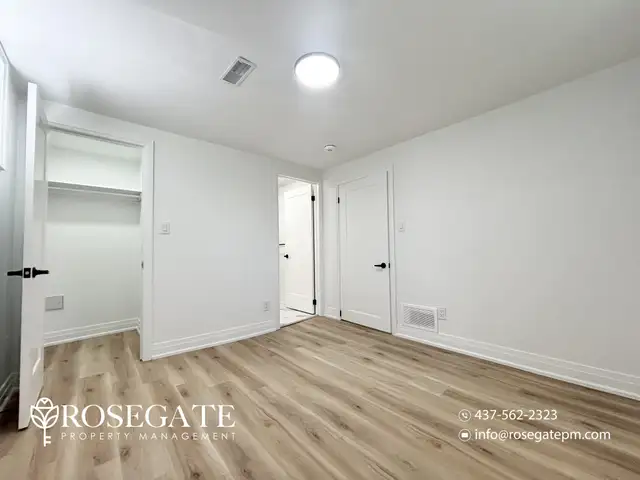 Spacious 3-Bedroom Basement Apartment with In-Unit Laundry – Ham in Long Term Rentals in Hamilton - Image 11