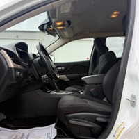 JUST ARRIVED!!! BC VEHICLE!! SELECT-TERRAIN 4WD!! HEATED SEATS/ STEERING WHEEL!! 2018 Jeep Cherokee... (image 8)