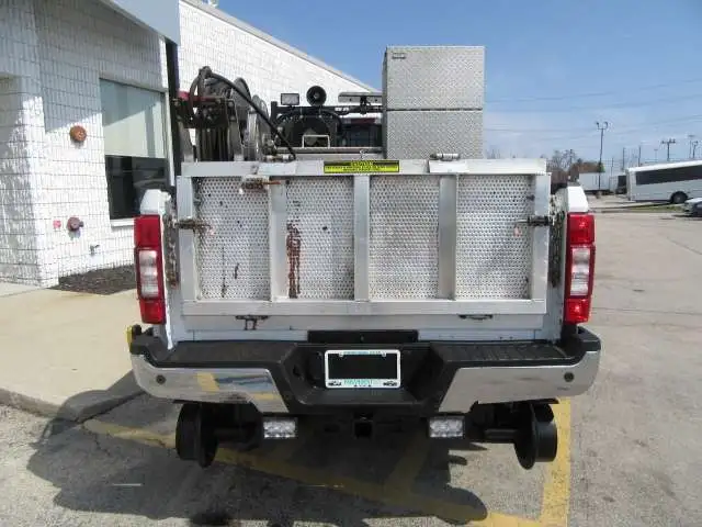 2022 Ford F-250 GAS 4X4 EXT CAB WITH HI-RAIL PACKAGE in Cars & Trucks in Oakville / Halton Region - Image 5