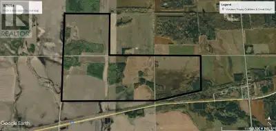 Here's a very rare opportunity to purchase 4 quarters of farmland all in one block. Parcel consists...