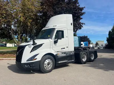 2 Available, Excellent Pricing! THE ALL NEW VOLVO VNL64T DAY CAB. New modern aerodynamic design, Vol...