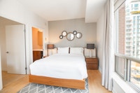 Short-Term Furnished Suites at Minto Yorkville Experience refined, flexible living in the heart of T... (image 4)