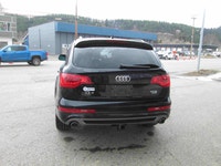 2014 Audi Q7 AWD with only 69,875km! Equipped with remote keyless entry, power windows, power locks,... (image 3)