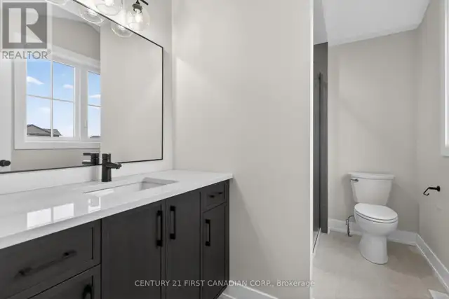34 POSTMA CRESCENT North Middlesex (Ailsa Craig), Ontario in Houses for Sale in Grand Bend - Image 23