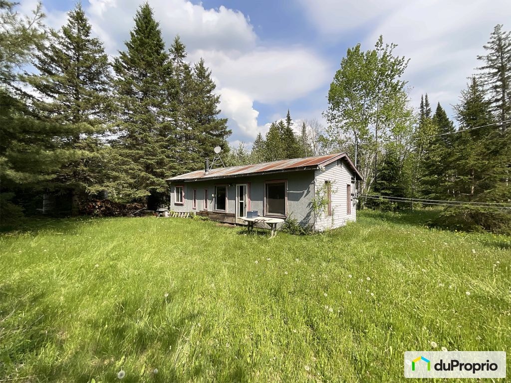 $70,000 - Cottage for sale in Nantes — photo 1